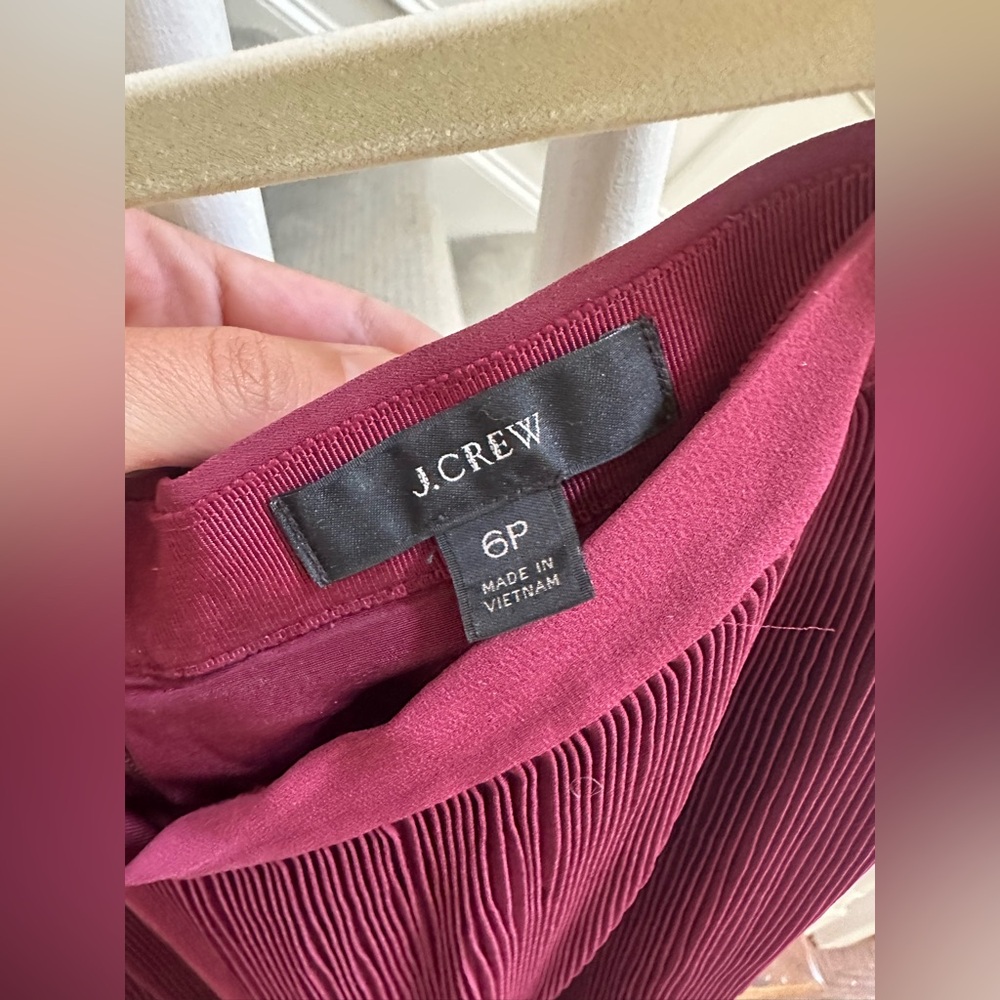 J. Crew Burgundy Pleated Midi Skirt - size 6P - Picture 6 of 9
